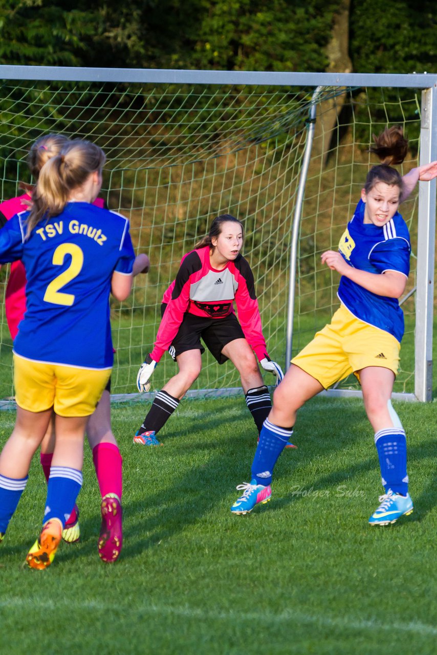 Bild 105 - B-Juniorinnen TSV Gnutz o.W. - SV Wahlstedt : Ergebnis: 1:1